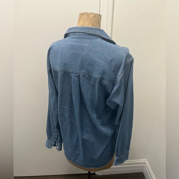 VINTAGE Jean Button-Up shirt w/ embroidery - Picture 13 of 16